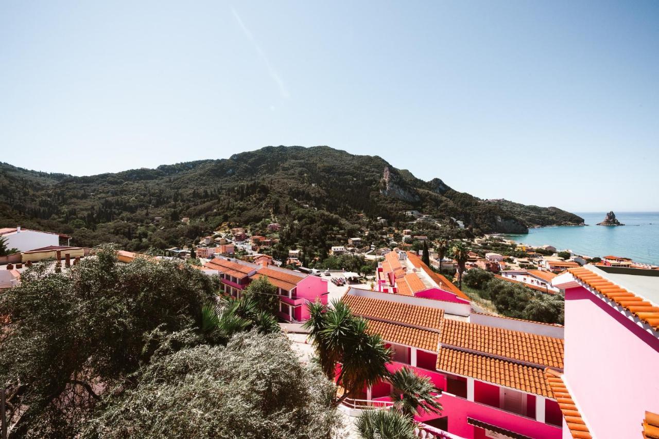 Pink Palace Beach Resort อากิออส กอร์ดิออส ภายนอก รูปภาพ