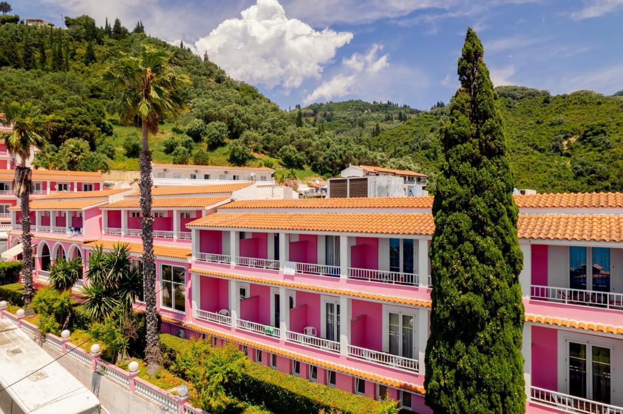 Pink Palace Beach Resort อากิออส กอร์ดิออส ภายนอก รูปภาพ