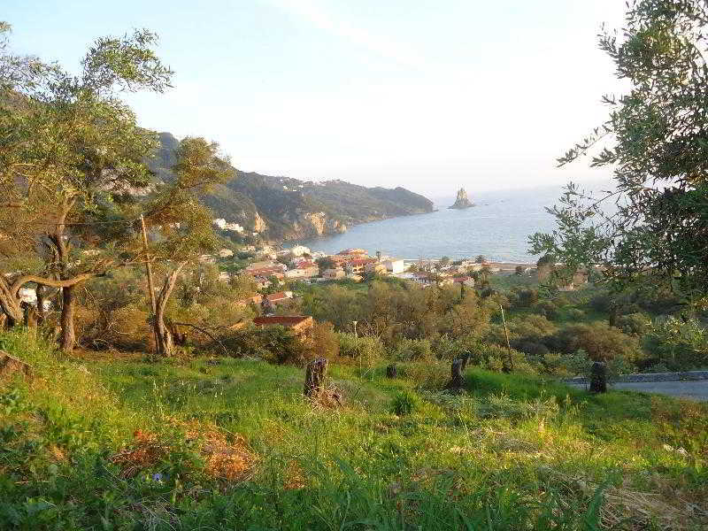 Pink Palace Beach Resort อากิออส กอร์ดิออส ภายนอก รูปภาพ