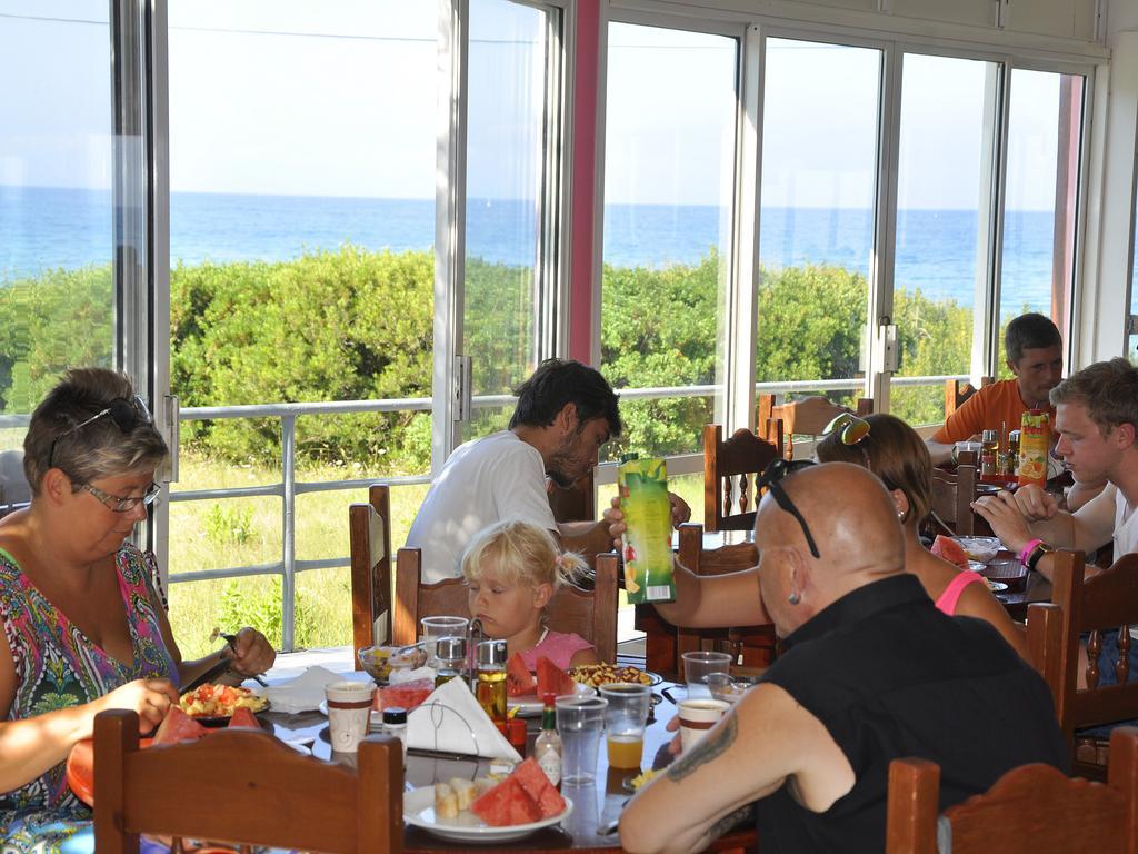 Pink Palace Beach Resort อากิออส กอร์ดิออส ภายนอก รูปภาพ